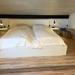 Semesterbostad E3 Haus Mit Wintergarten- Kamin Und Deichblick By Interhome *