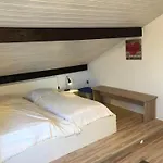 E3 Haus Mit Wintergarten- Kamin Und Deichblick By Interhome *