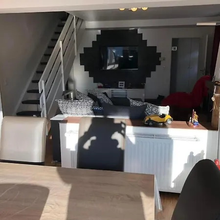 E3 Haus Mit Wintergarten- Kamin Und Deichblick By Interhome * Grosswurden