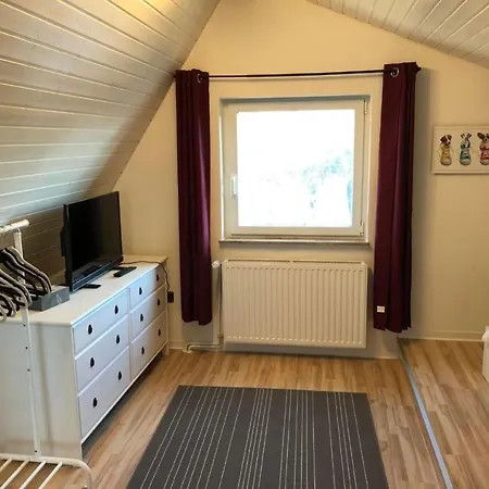 E3 Haus Mit Wintergarten- Kamin Und Deichblick By Interhome Сasa de vacaciones Grosswurden