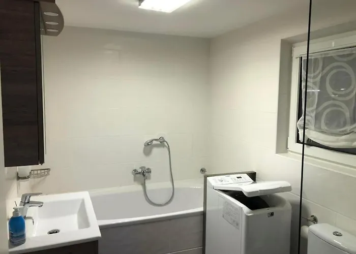 E3 Haus Mit Wintergarten- Kamin Und Deichblick By Interhome Сasa de vacaciones Grosswurden